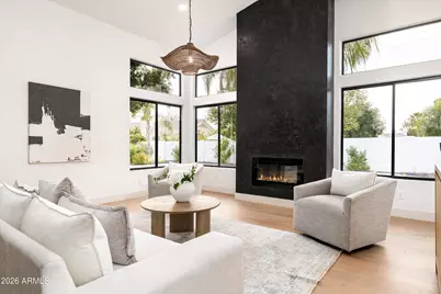 10228 N 55th Place, Paradise Valley, AZ 85253 - Photo 4