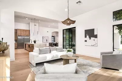 10228 N 55th Place, Paradise Valley, AZ 85253 - Photo 24