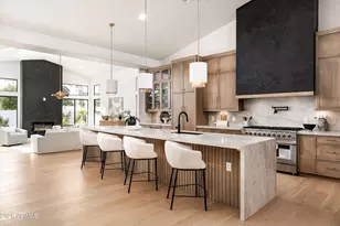 10228 N 55th Pl, Paradise Valley, AZ 85253 - Photo 10