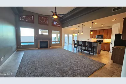 9030 S 10th Drive, Phoenix, AZ 85041 - Photo 10