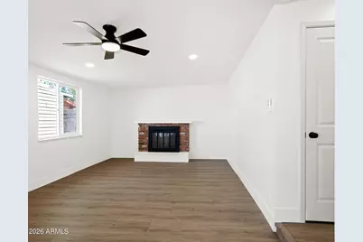 684 W Carla Vista Drive, Chandler, AZ 85225 - Photo 6