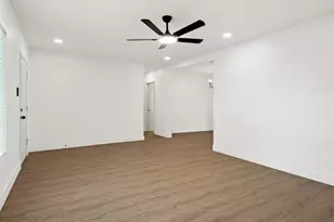 684 W Carla Vista Dr, Chandler, AZ 85225 - Photo 32