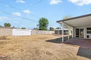 684 W Carla Vista Dr, Chandler, AZ 85225 - Photo 4