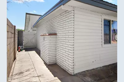 684 W Carla Vista Drive, Chandler, AZ 85225 - Photo 14