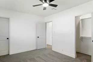 684 W Carla Vista Dr, Chandler, AZ 85225 - Photo 22