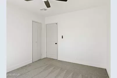 684 W Carla Vista Drive, Chandler, AZ 85225 - Photo 26