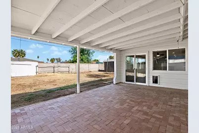 684 W Carla Vista Drive, Chandler, AZ 85225 - Photo 10