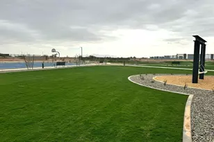 10073 N 156th Ave, Waddell, AZ 85355 - Photo 12