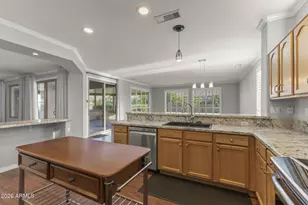 15231 W Cascade Ct, Surprise, AZ 85374 - Photo 10
