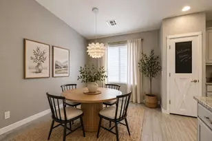 11821 W Dos Rios Dr, Sun City, AZ 85373 - Photo 4