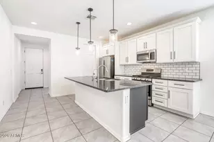 17953 W Golden Ln, Waddell, AZ 85355 - Photo 8