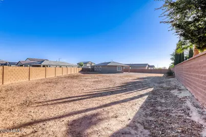 17953 W Golden Lane, Waddell, AZ 85355 - Photo 30