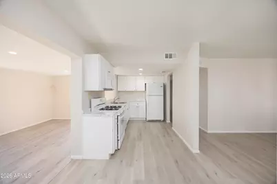 8827 W Sells Drive, Phoenix, AZ 85037 - Photo 6