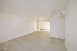 8827 W Sells Dr, Phoenix, AZ 85037 - Photo 4