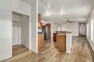 8427 W Glendale Ave, Glendale, AZ 85305 - Photo 10