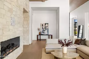 4534 E Pebble Ridge Rd, Paradise Valley, AZ 85253 - Photo 10