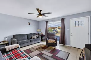 2502 N 38th Ln, Phoenix, AZ 85009 - Photo 6