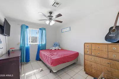 4832 W Earll Drive, Phoenix, AZ 85031 - Photo 4
