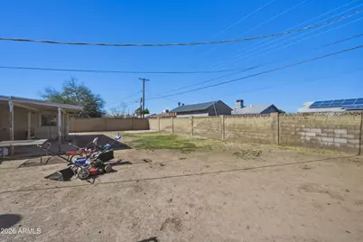 4832 W Earll Drive, Phoenix, AZ 85031 - Photo 2