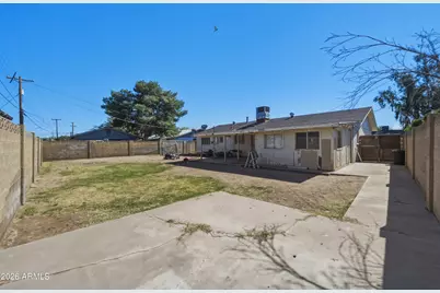 4832 W Earll Drive, Phoenix, AZ 85031 - Photo 18