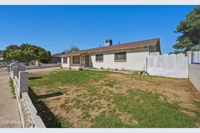 4832 W Earll Drive, Phoenix, AZ 85031 - Photo 10