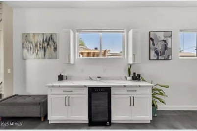 1211 E Hayward Avenue, Phoenix, AZ 85020 - Photo 32