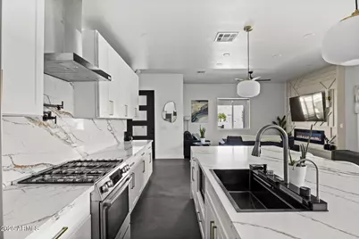 1211 E Hayward Avenue, Phoenix, AZ 85020 - Photo 24