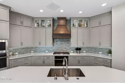 21237 W Minnezona Avenue, Buckeye, AZ 85396 - Photo 10