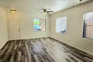 1784 S Falcon Dr, Gilbert, AZ 85295 - Photo 4