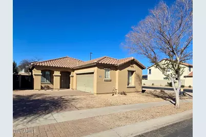 1784 S Falcon Drive, Gilbert, AZ 85295 - Photo 1