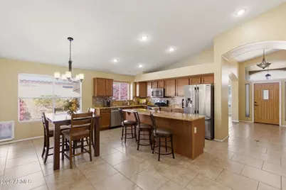 22862 N 103rd Lane, Peoria, AZ 85383 - Photo 8