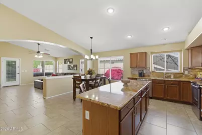 22862 N 103rd Lane, Peoria, AZ 85383 - Photo 14