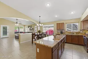 22862 N 103rd Ln, Peoria, AZ 85383 - Photo 14