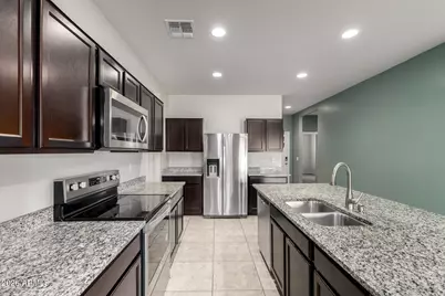 1194 E Tyler Lane, Casa Grande, AZ 85122 - Photo 2