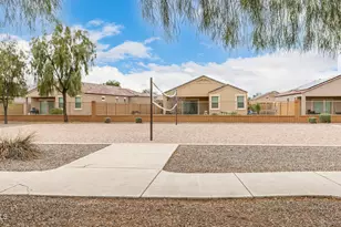 1194 E Tyler Ln, Casa Grande, AZ 85122 - Photo 6