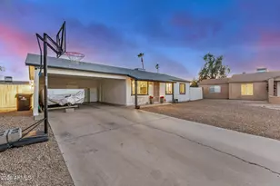 3429 E Everett Dr, Phoenix, AZ 85032 - Photo 4