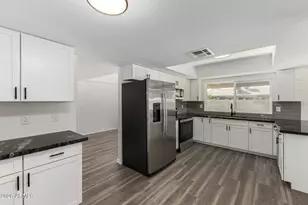 2431 W Portobello Ave, Mesa, AZ 85202 - Photo 16