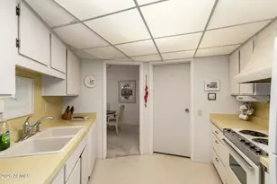 17218 N 106th Ave, Sun City, AZ 85373 - Photo 16