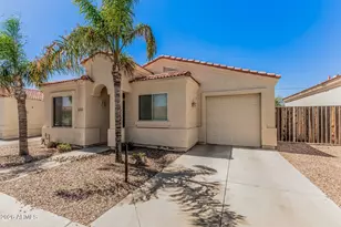 120 N Warren St, Mesa, AZ 85207 - Photo 2