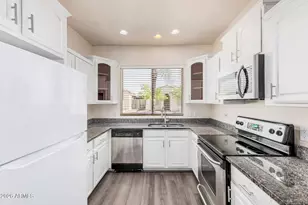 120 N Warren St, Mesa, AZ 85207 - Photo 12