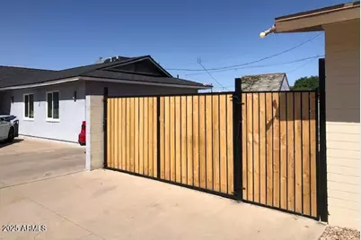 4517 S Grandview Avenue, Tempe, AZ 85282 - Photo 4