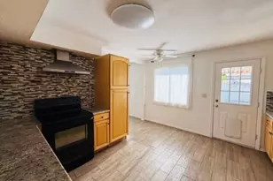 4517 S Grandview Ave, Tempe, AZ 85282 - Photo 8