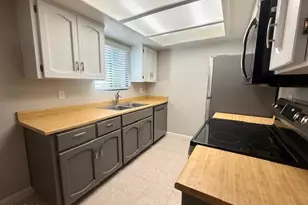 3119 W Cochise Dr, Phoenix, AZ 85051 - Photo 6