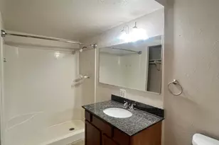 6611 W Flower St, Phoenix, AZ 85033 - Photo 20