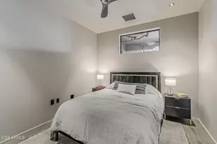 2211 E Camelback Rd, Phoenix, AZ 85016 - Photo 16