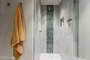 2211 E Camelback Rd, Phoenix, AZ 85016 - Photo 18