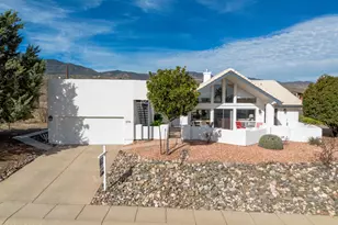 570 Antelope Dr, Clarkdale, AZ 86324 - Photo 2