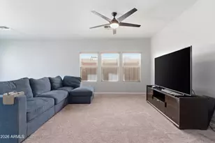 9498 N 82nd Glen, Peoria, AZ 85345 - Photo 2