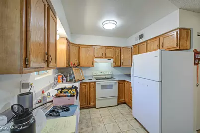 1258 W Manhatton Drive, Tempe, AZ 85282 - Photo 10