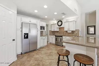 1511 W Corona Drive, Chandler, AZ 85224 - Photo 30